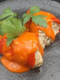 Gevulde paprika's vlees (2 stuks)