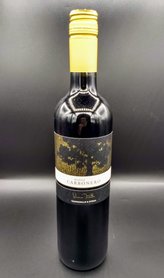 Fles rode wijn 'Monte Carbonero'